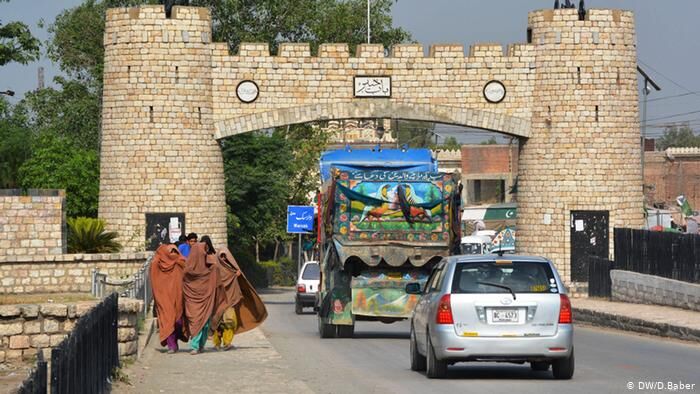 مرز بین افغانستان و پاکستان